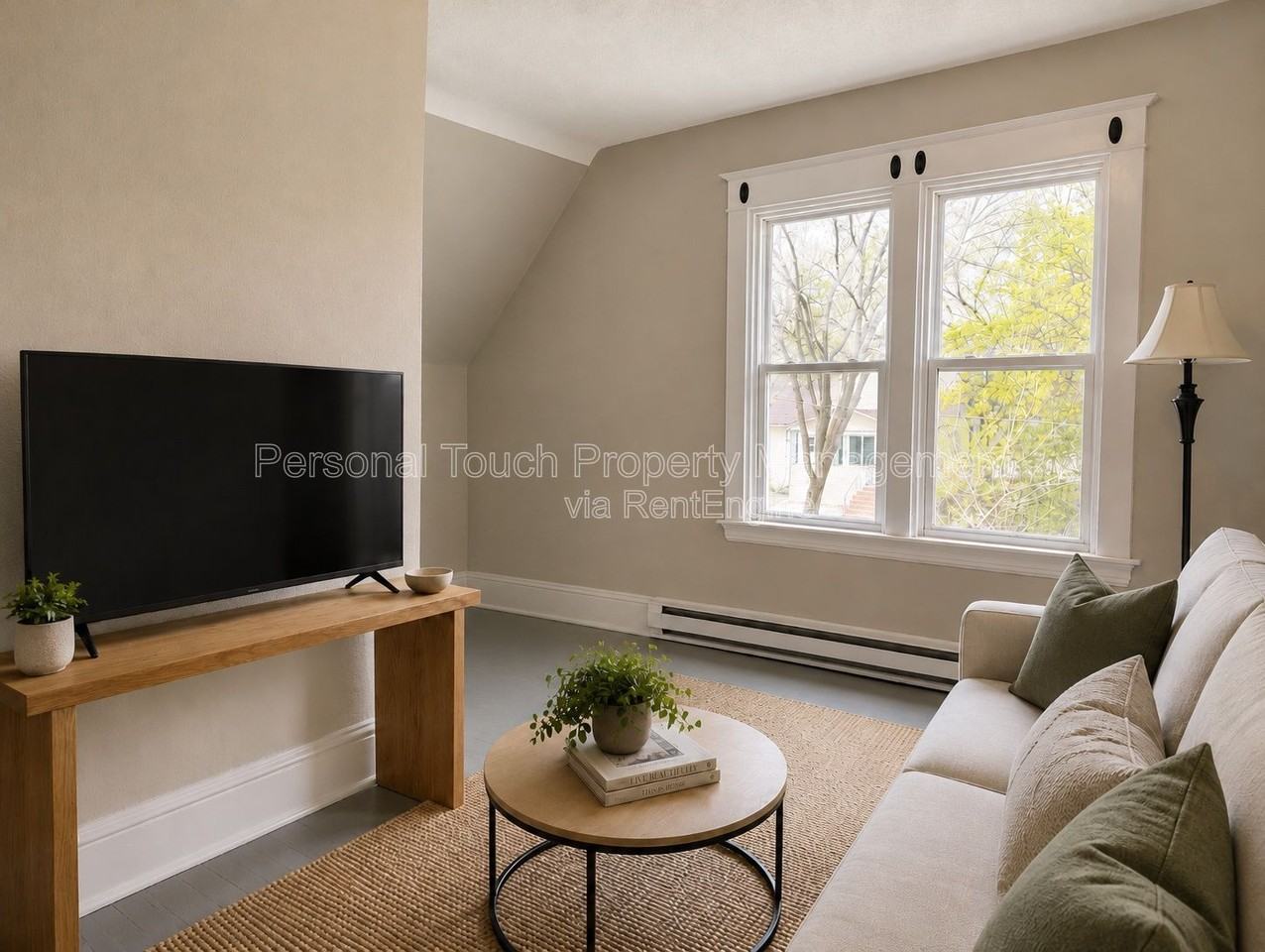 821 10th St N #2 - Photo 3 of 16