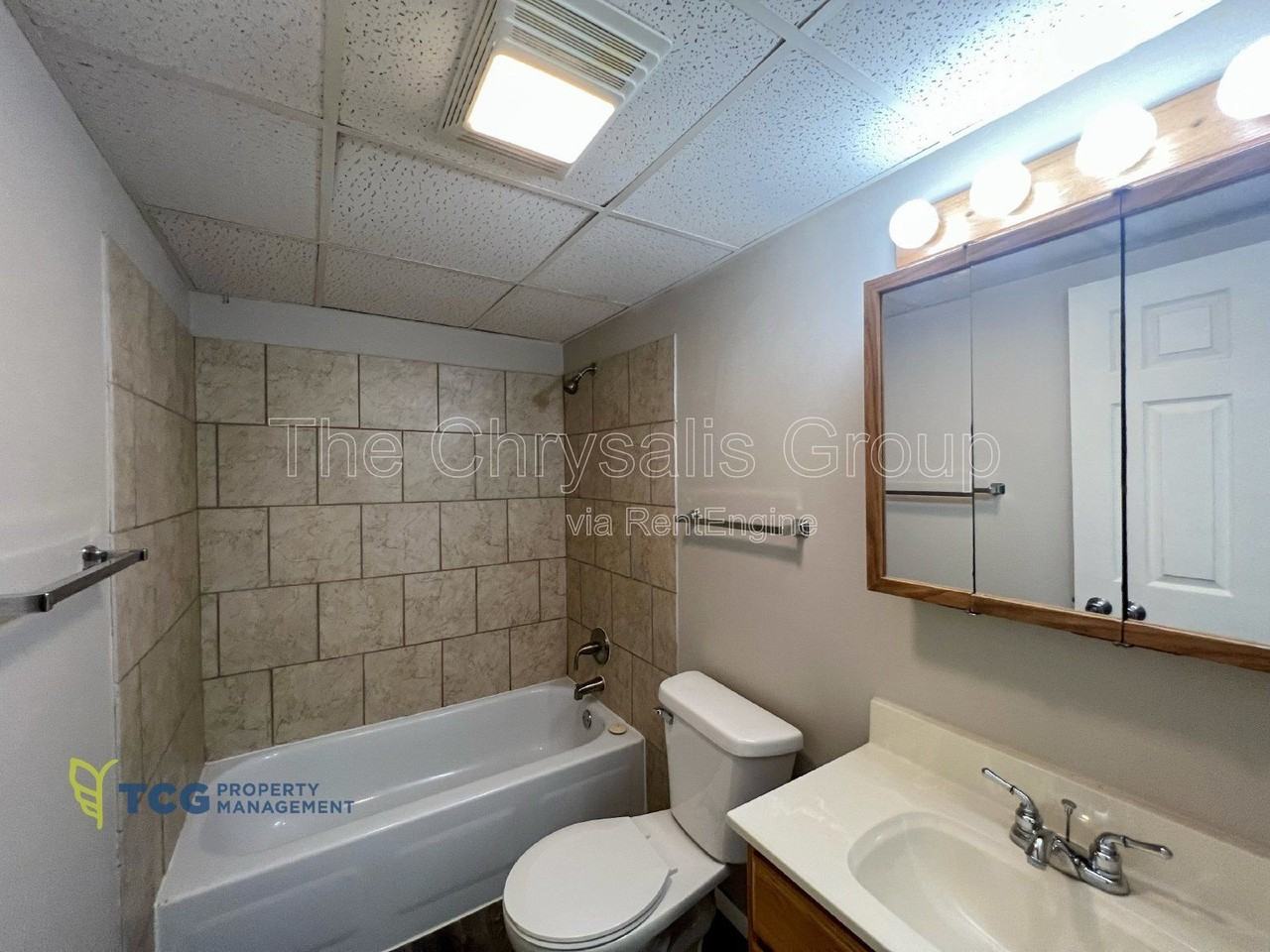 2404 Marquette Rd #7 - Photo 5 of 8