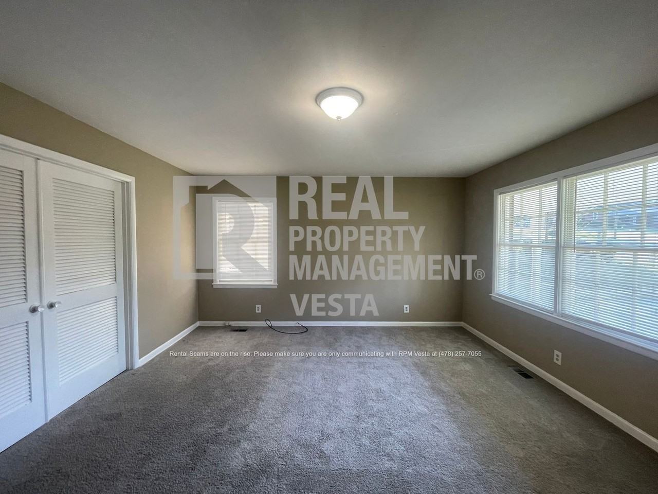 1575 Winston Dr - Photo 2 of 16