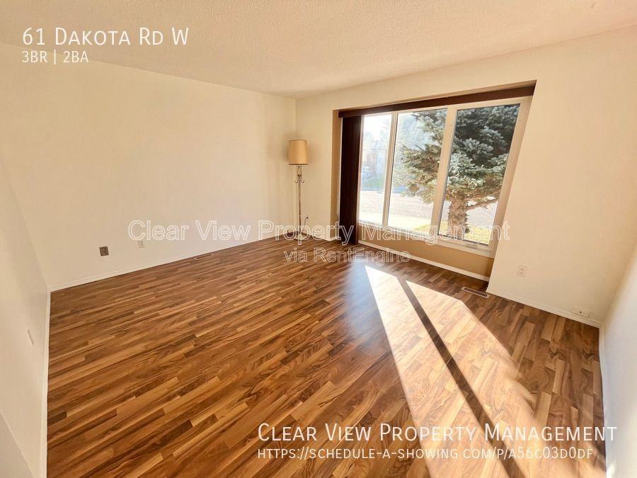 61 Dakota Rd W - Photo 3 of 21