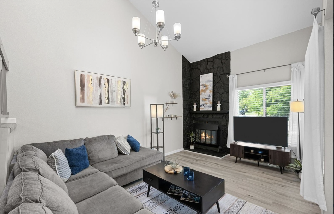 10299 W Fair Ave #C - Photo 6 of 34