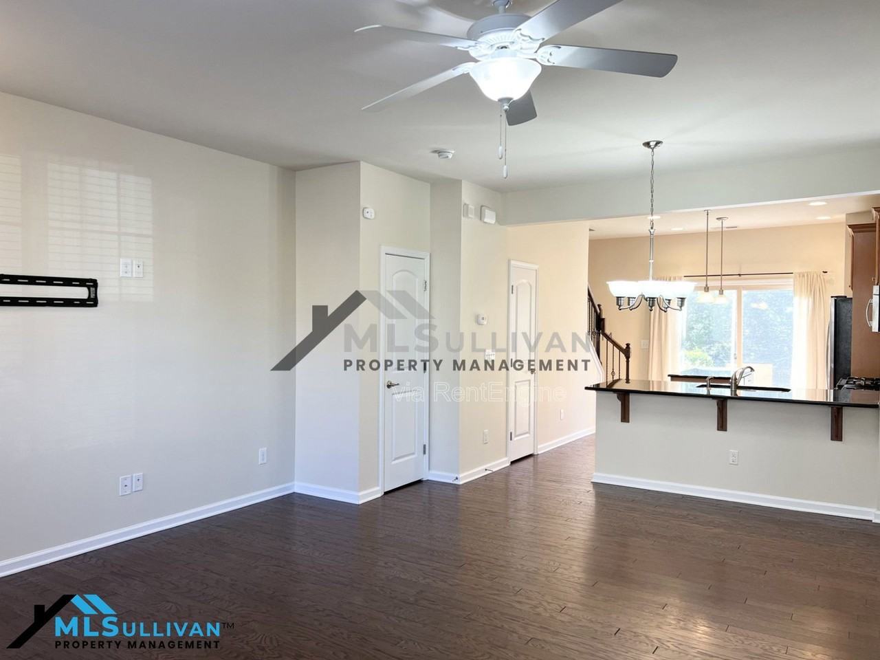 28 Sangre De Cristo Dr - Photo 2 of 29