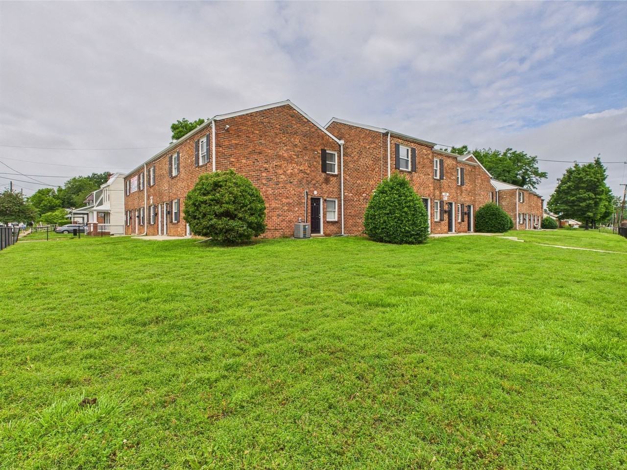 2701 Midlothian Tpke #C - Photo 2 of 14