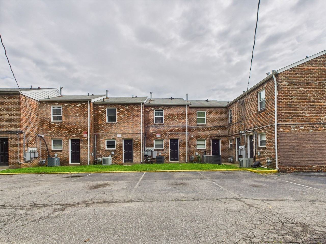 2701 Midlothian Tpke #C - Photo 3 of 14