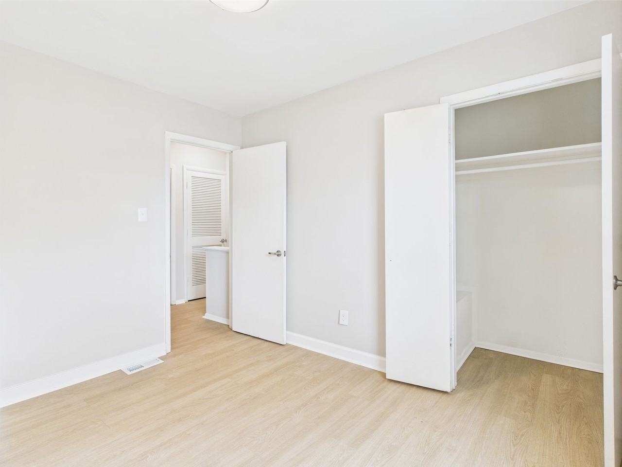 2701 Midlothian Tpke #C - Photo 6 of 14