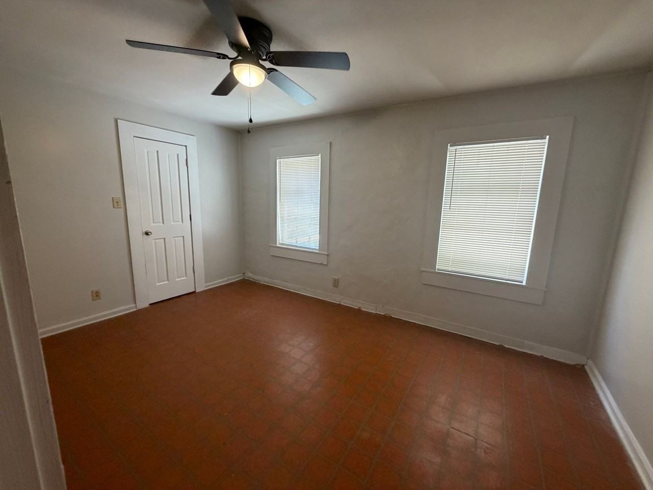 941 Hill Park #2 - Photo 3 of 8