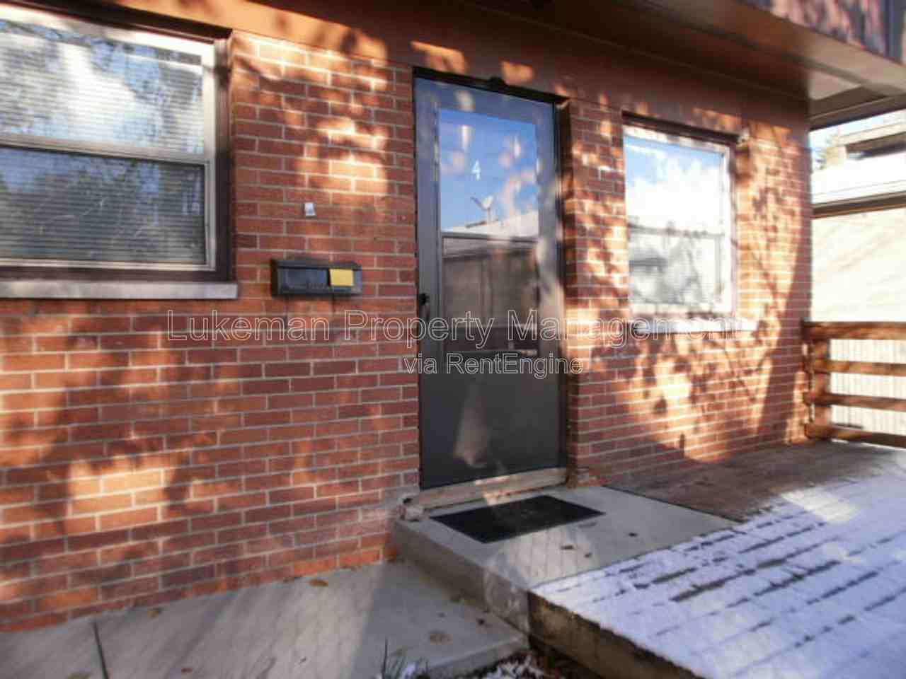 1536 Henson Ave #4 - Photo 3 of 12