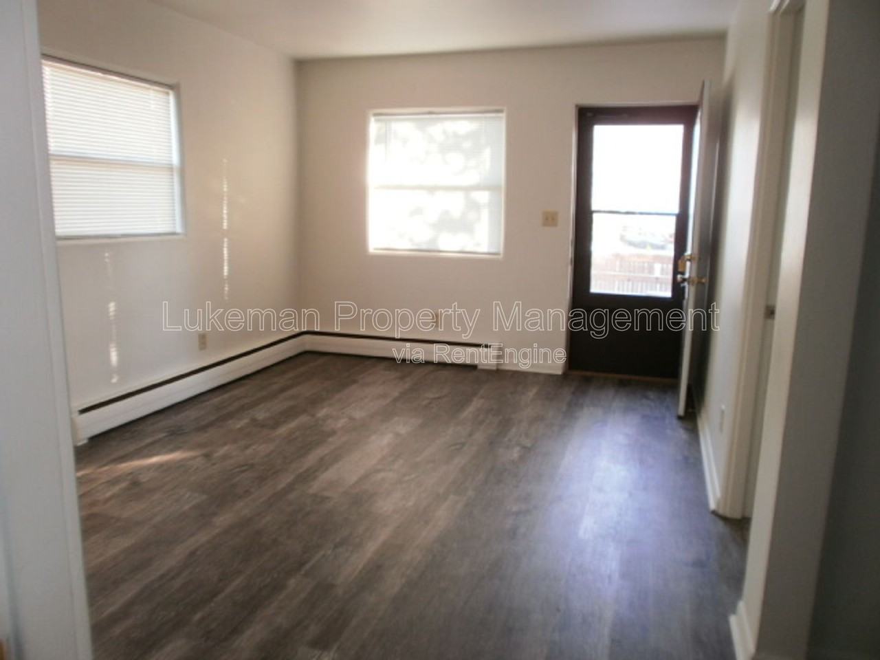 1536 Henson Ave #4 - Photo 5 of 12