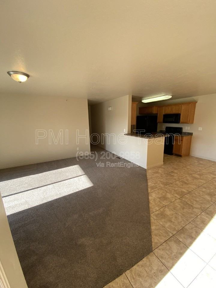 2510 Charleston Ave #G10 - Photo 2 of 12