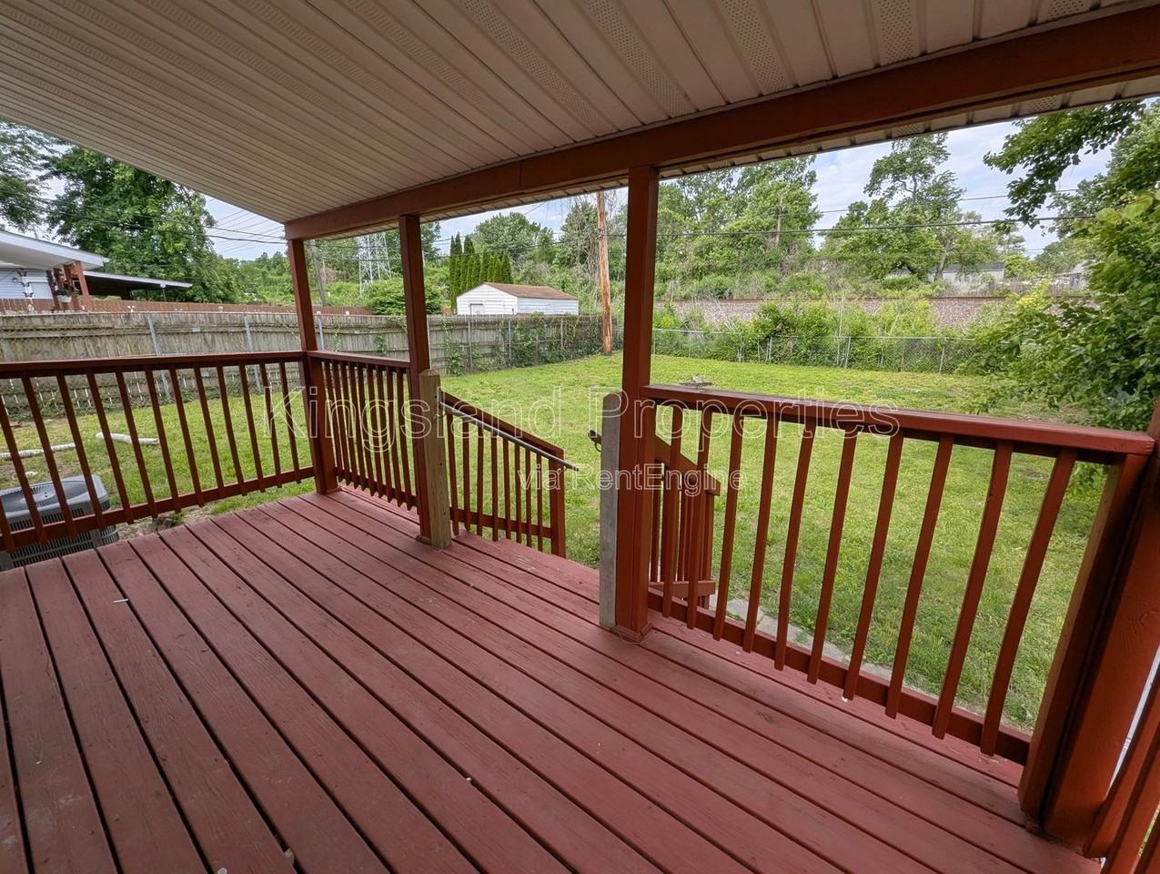 11891 Bridgevale Ave - Photo 7 of 19