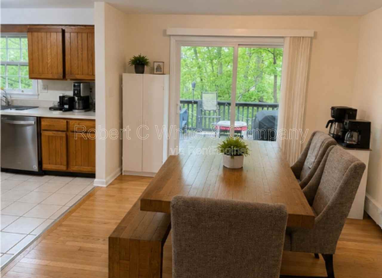 331 Knob Hill Dr - Photo 5 of 11