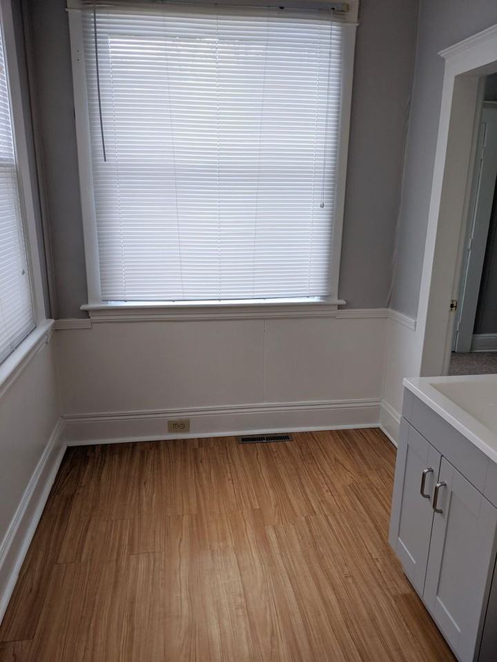 642 Cherry St Se #2 - Photo 6 of 9