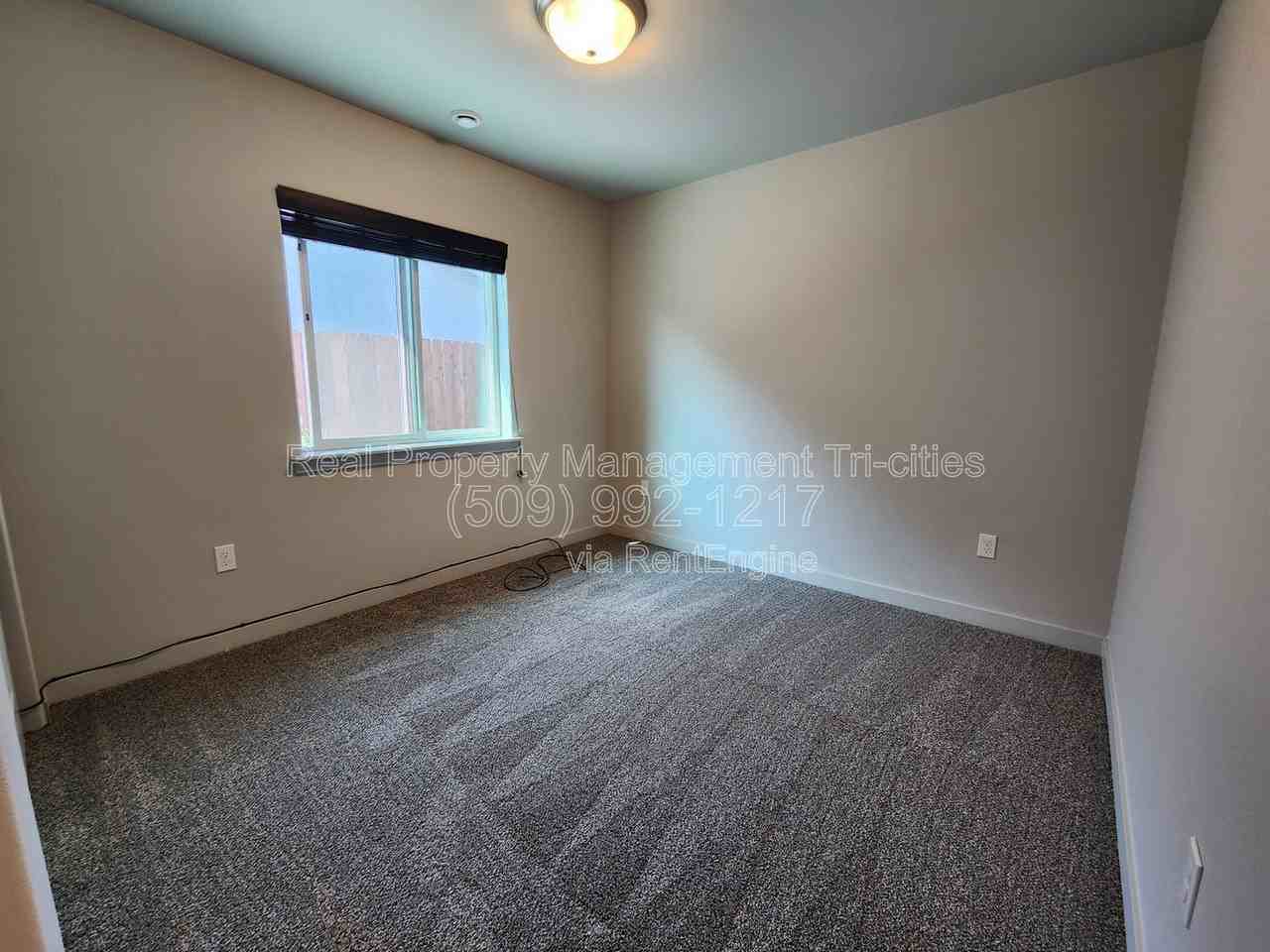 406 Dawson Ln - Photo 5 of 12