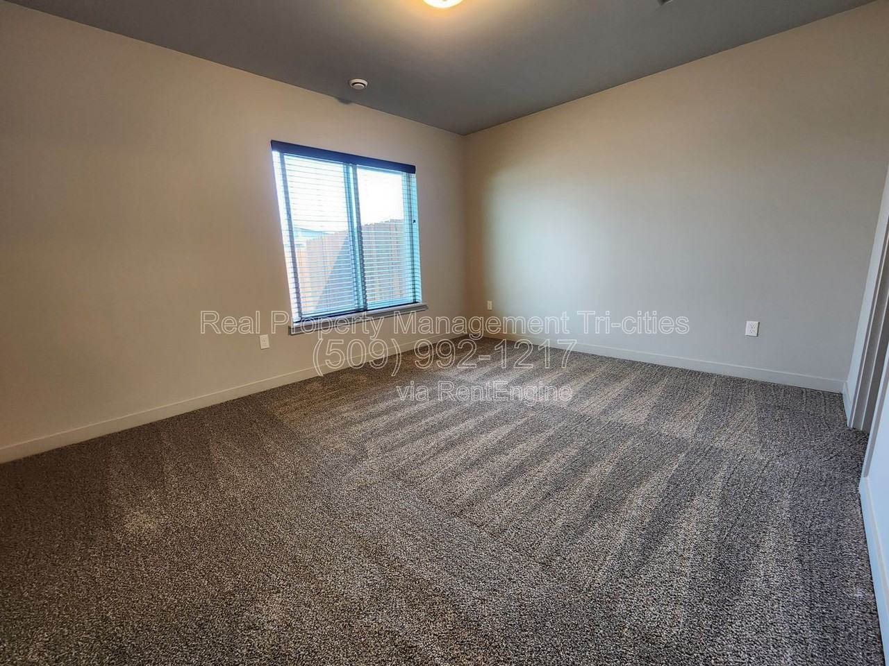 406 Dawson Ln - Photo 6 of 12