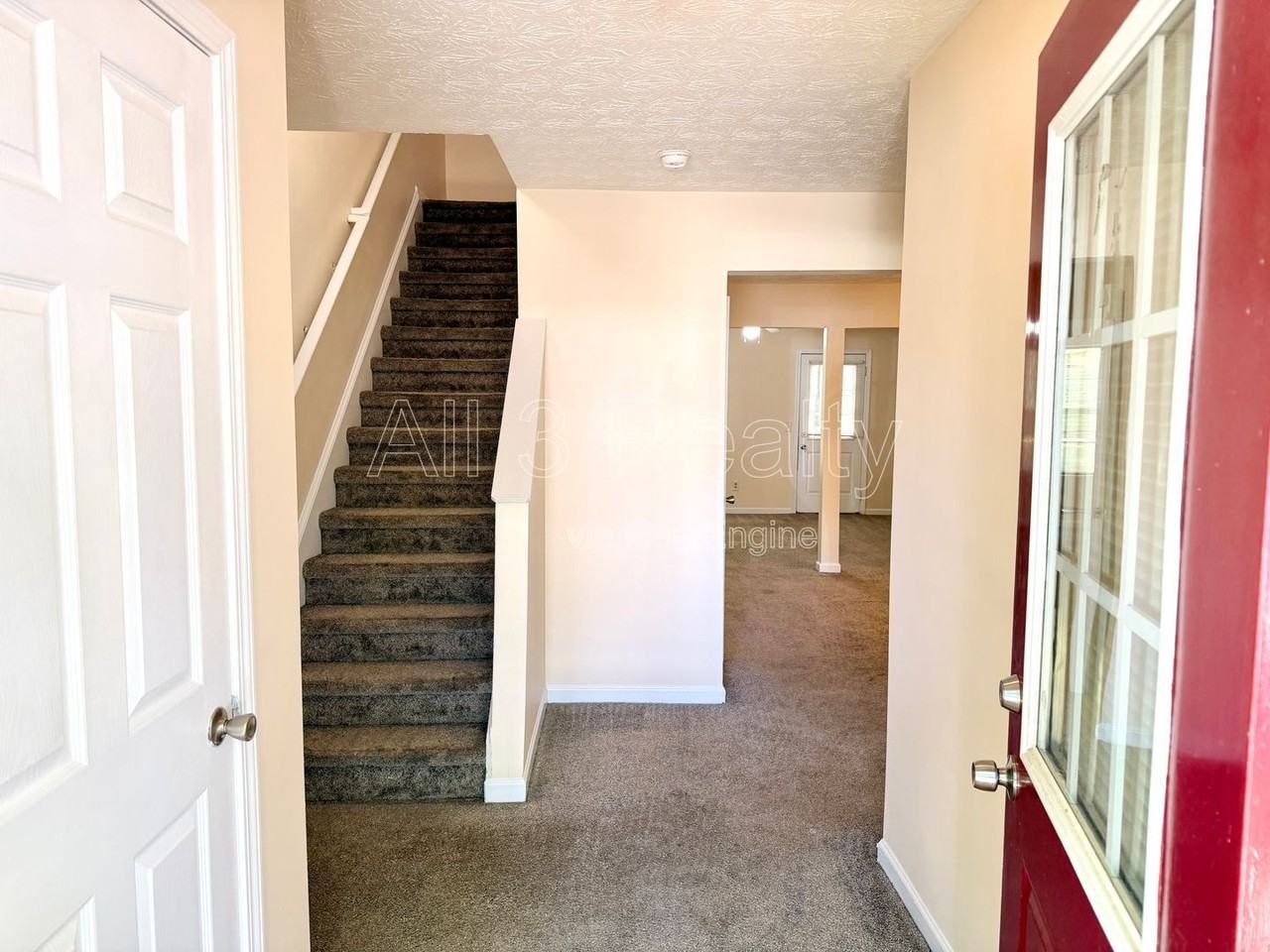 1863 Grove Way - Photo 2 of 24