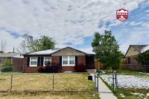 featured image of 2970 Locust St