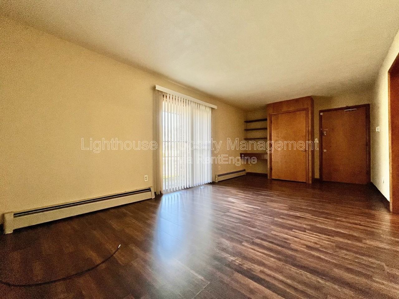 1920 Porter St Sw #4 - Photo 6 of 11