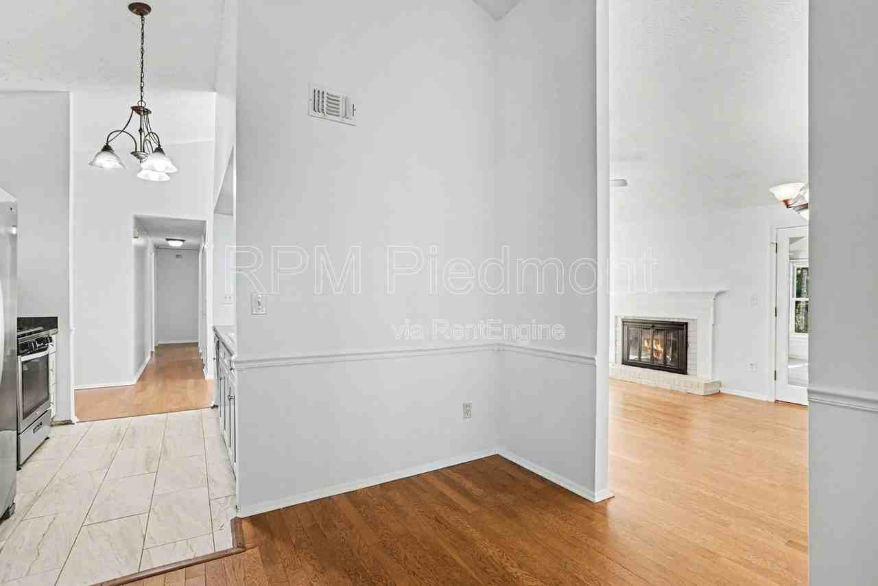 10475 Willow View Cir - Photo 7 of 29