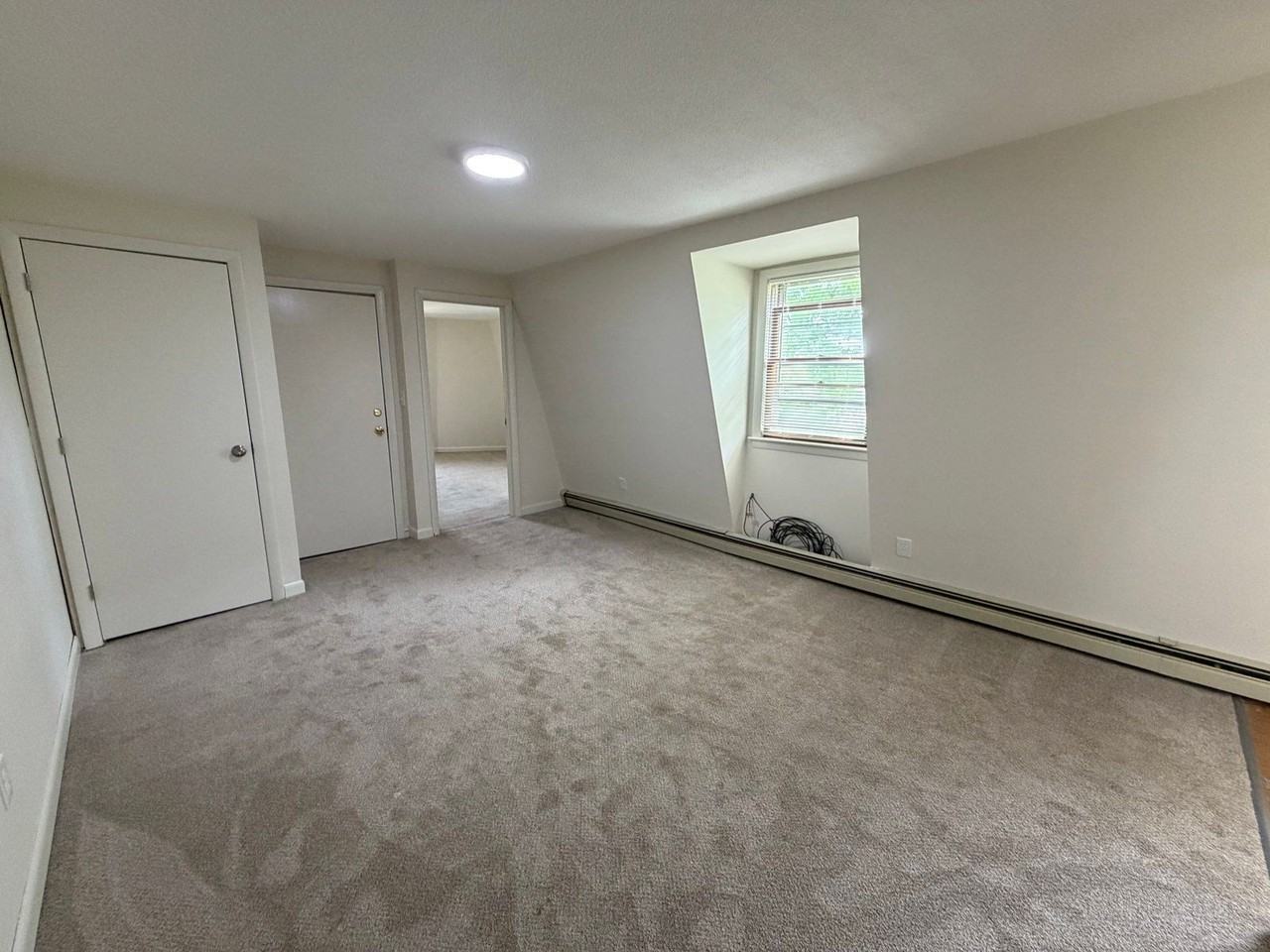 682 Beech St #6 - Photo 7 of 12