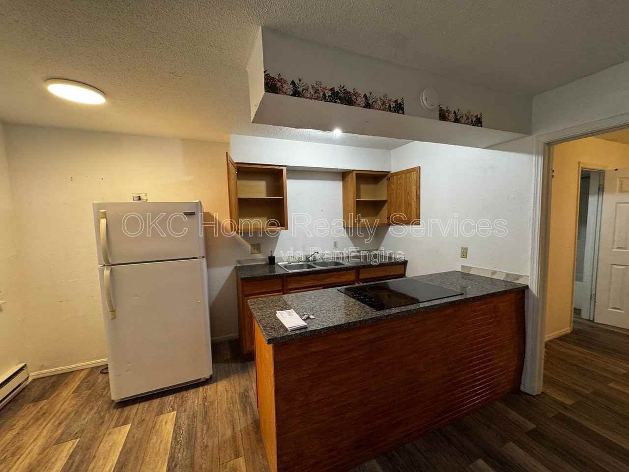 2502 Nw 35th St #3S - Photo 5 of 8