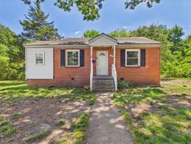 4605 Eastover Ave - Photo 1 of 1
