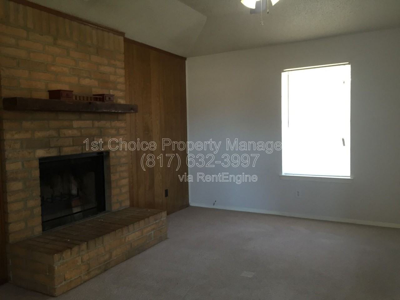 7704 Jennifer Ln - Photo 2 of 13