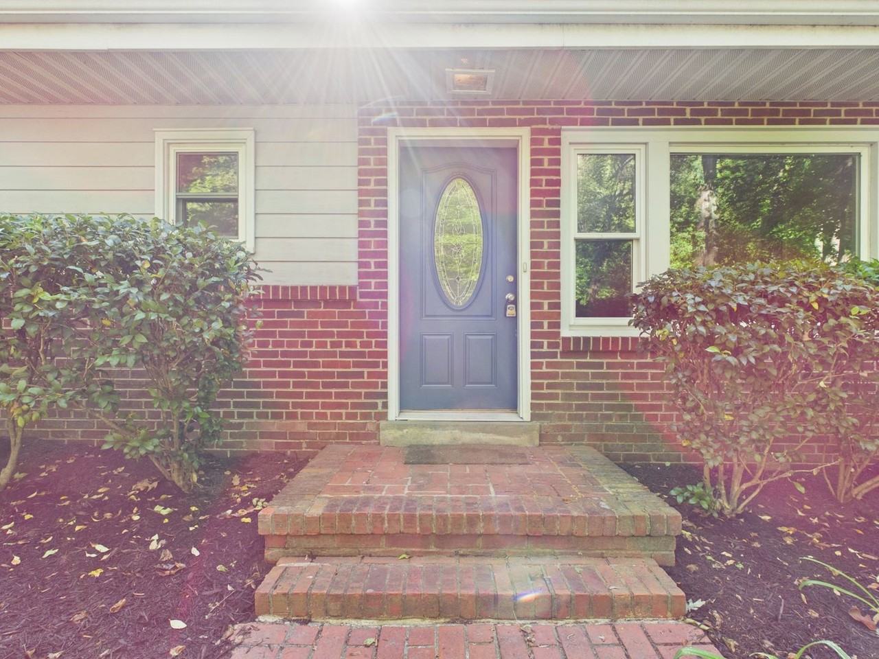 7854 Whitworth Rd - Photo 2 of 39
