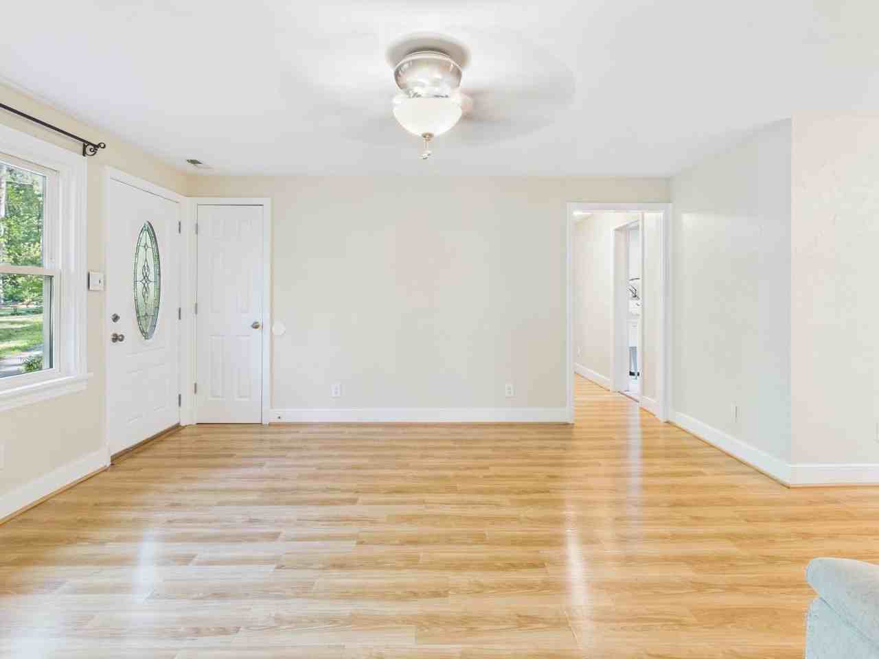 7854 Whitworth Rd - Photo 4 of 39