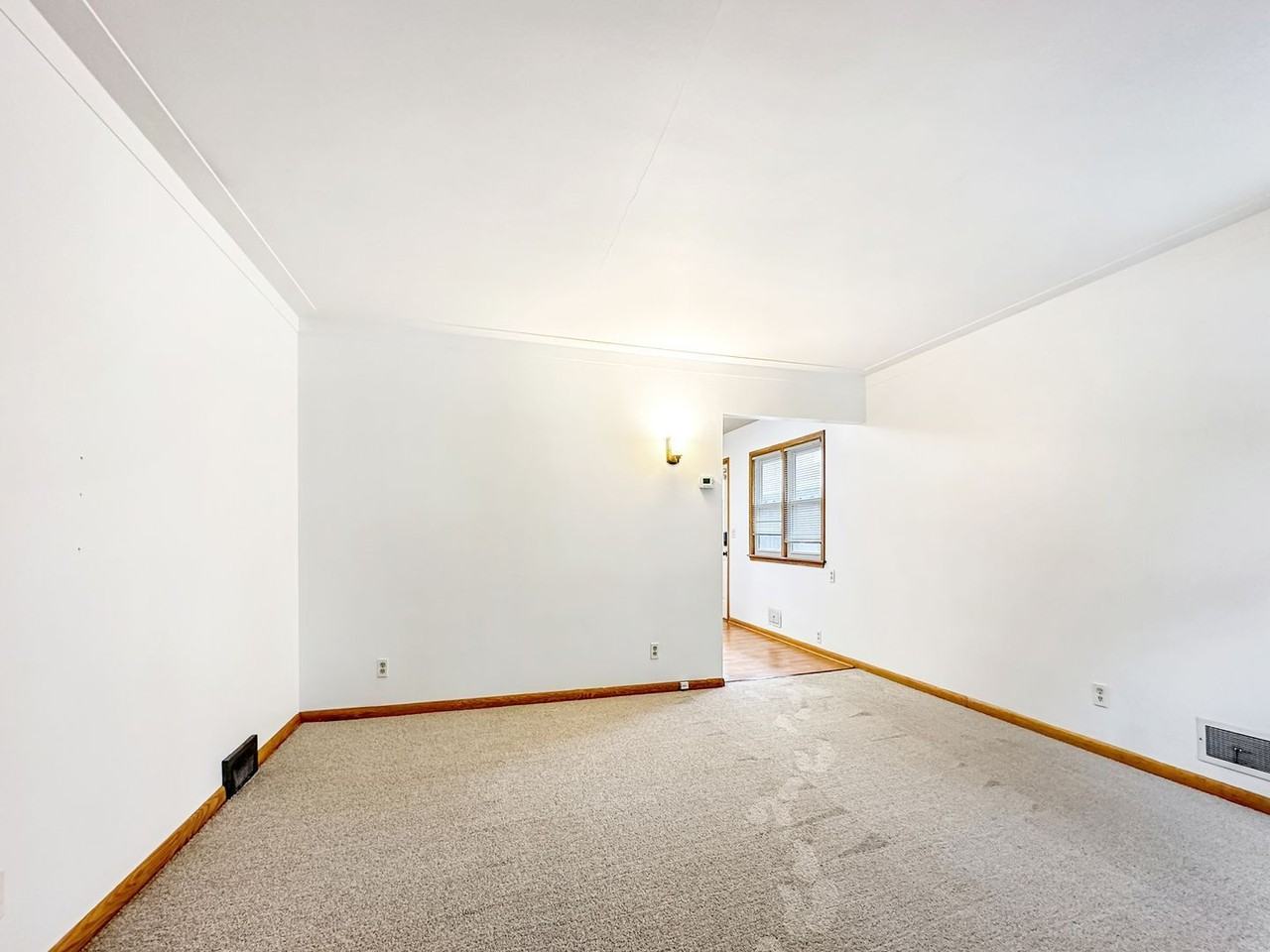 4541 Bloomington Ave - Photo 3 of 15