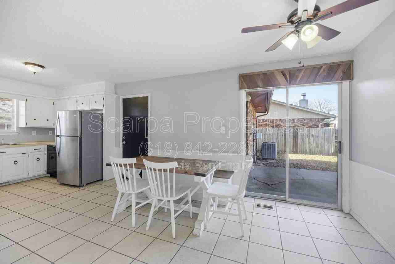 920 W Memphis St - Photo 7 of 20
