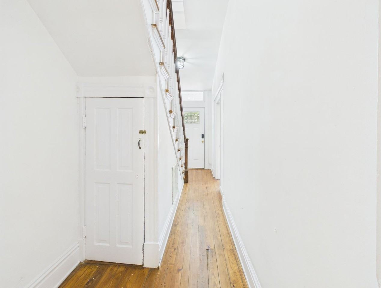 2108 W Cary St - Photo 3 of 50