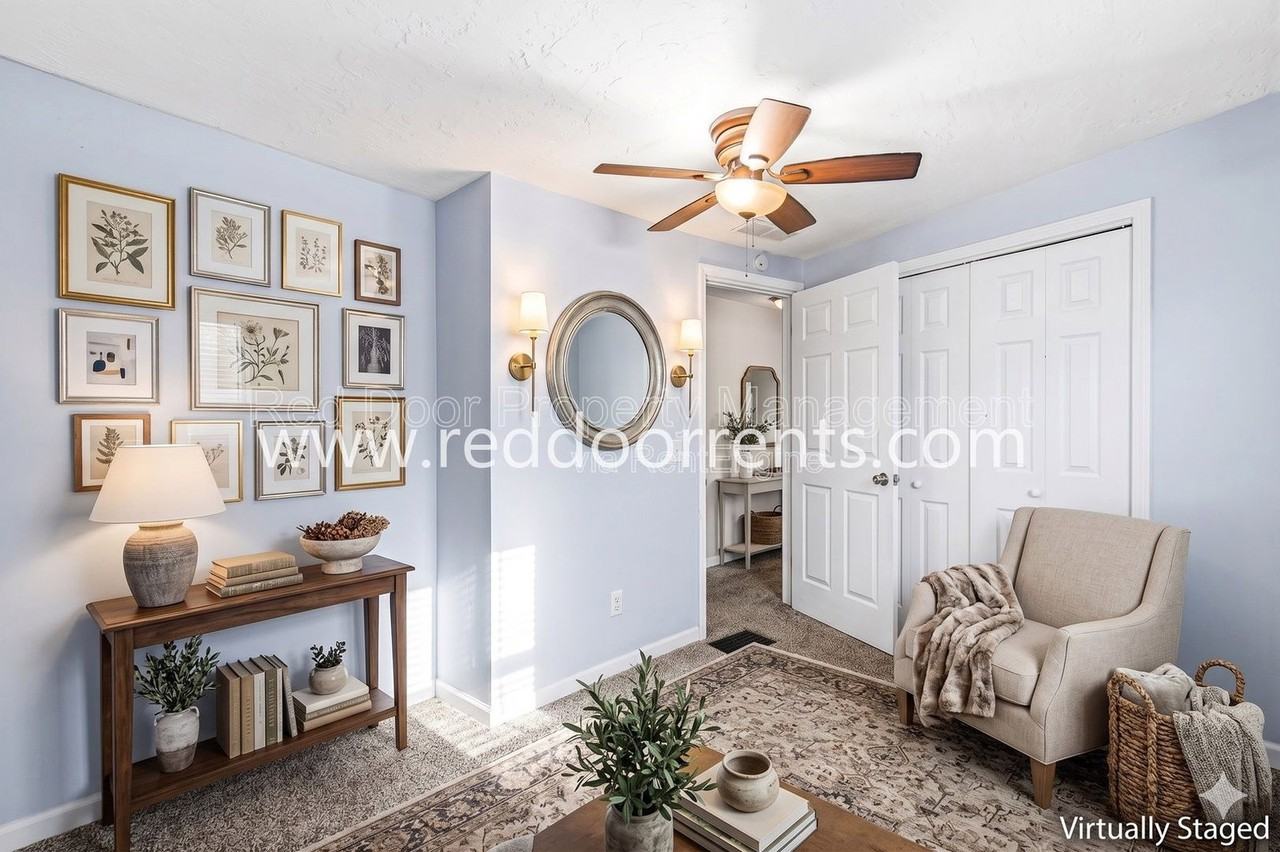 736 E Morris St - Photo 4 of 32