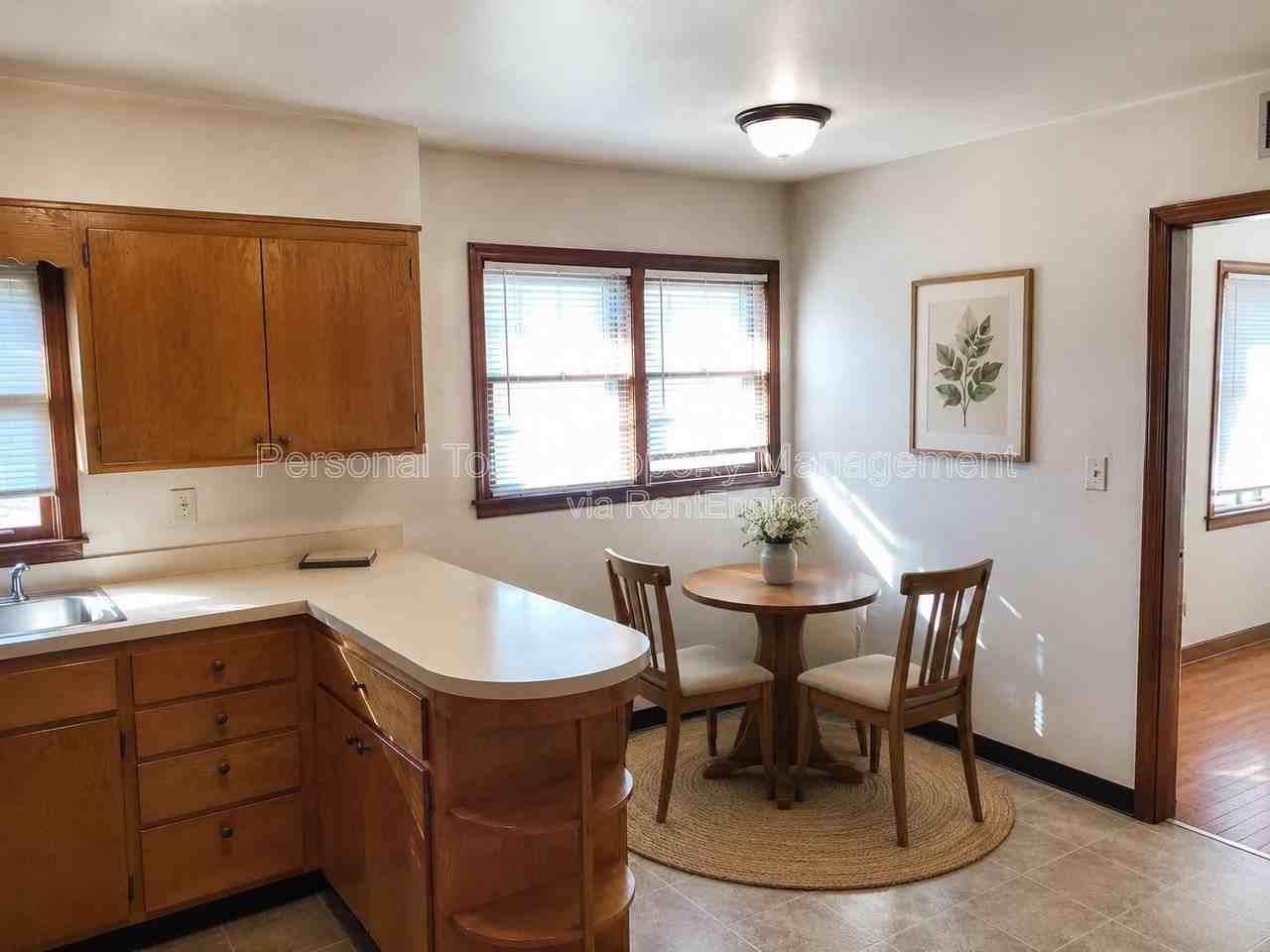 1818 5th Ave S - Photo 5 of 31