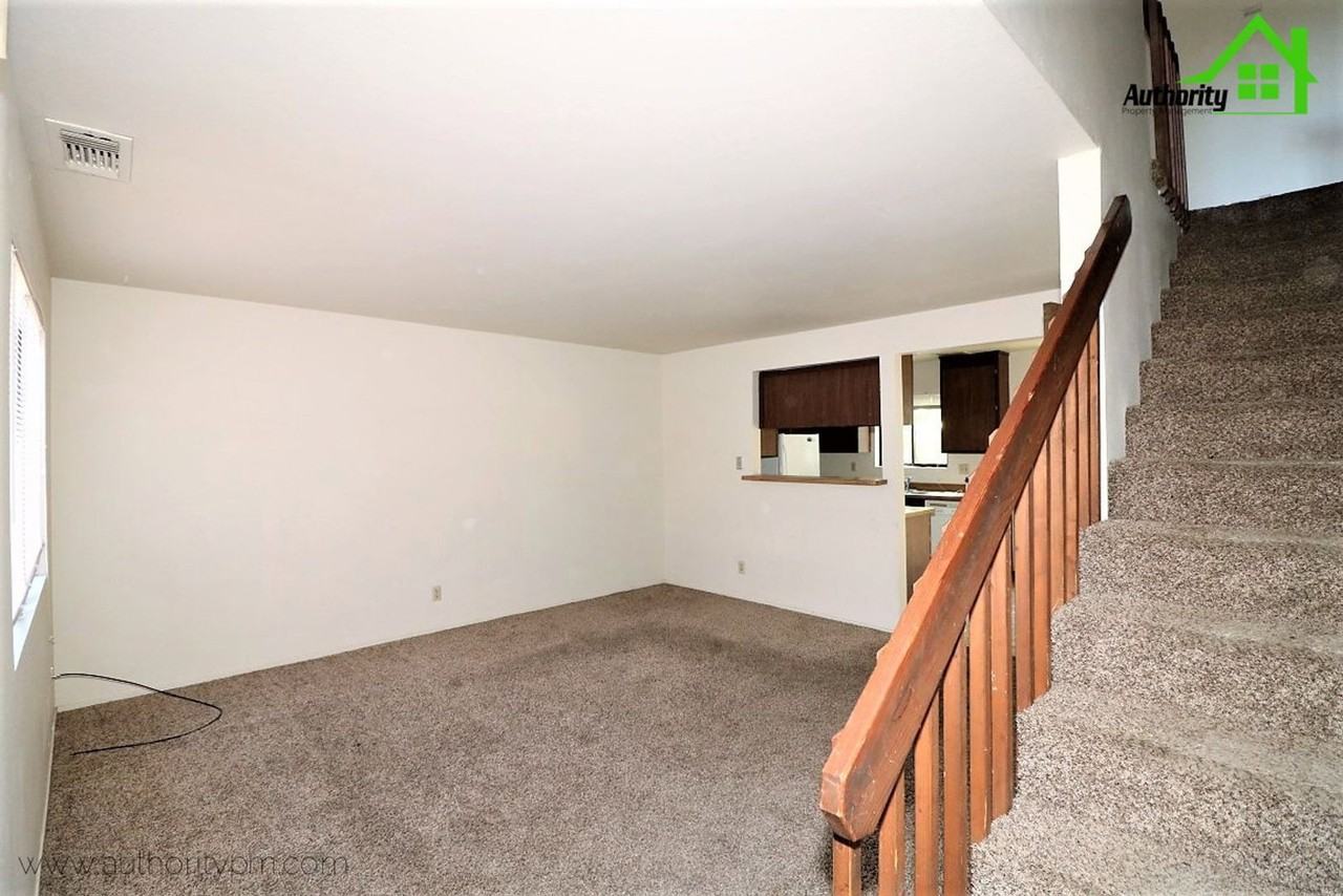 2750 Shasta View Dr #2 - Photo 5 of 16