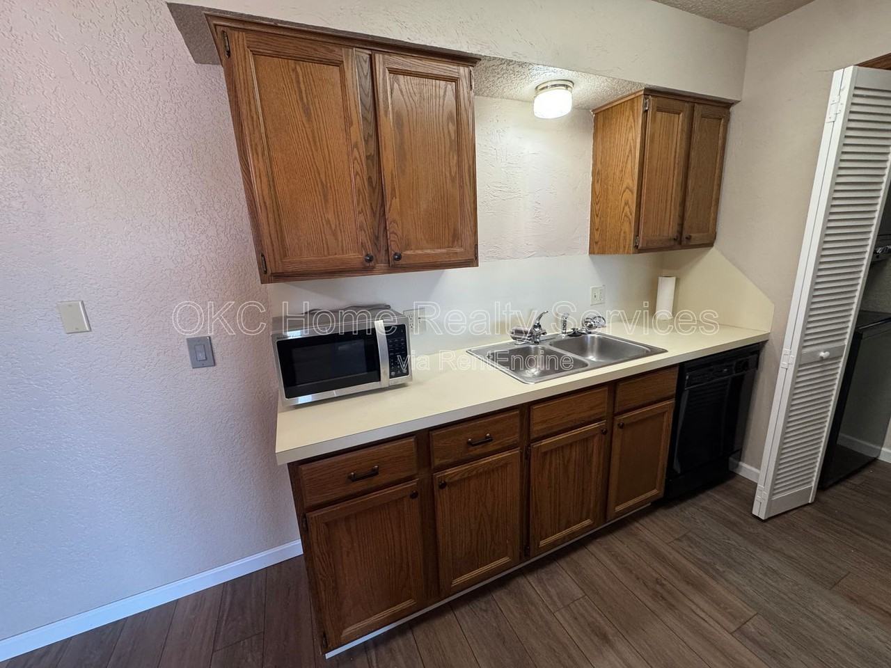 3200 W Britton Rd #296 - Photo 4 of 13
