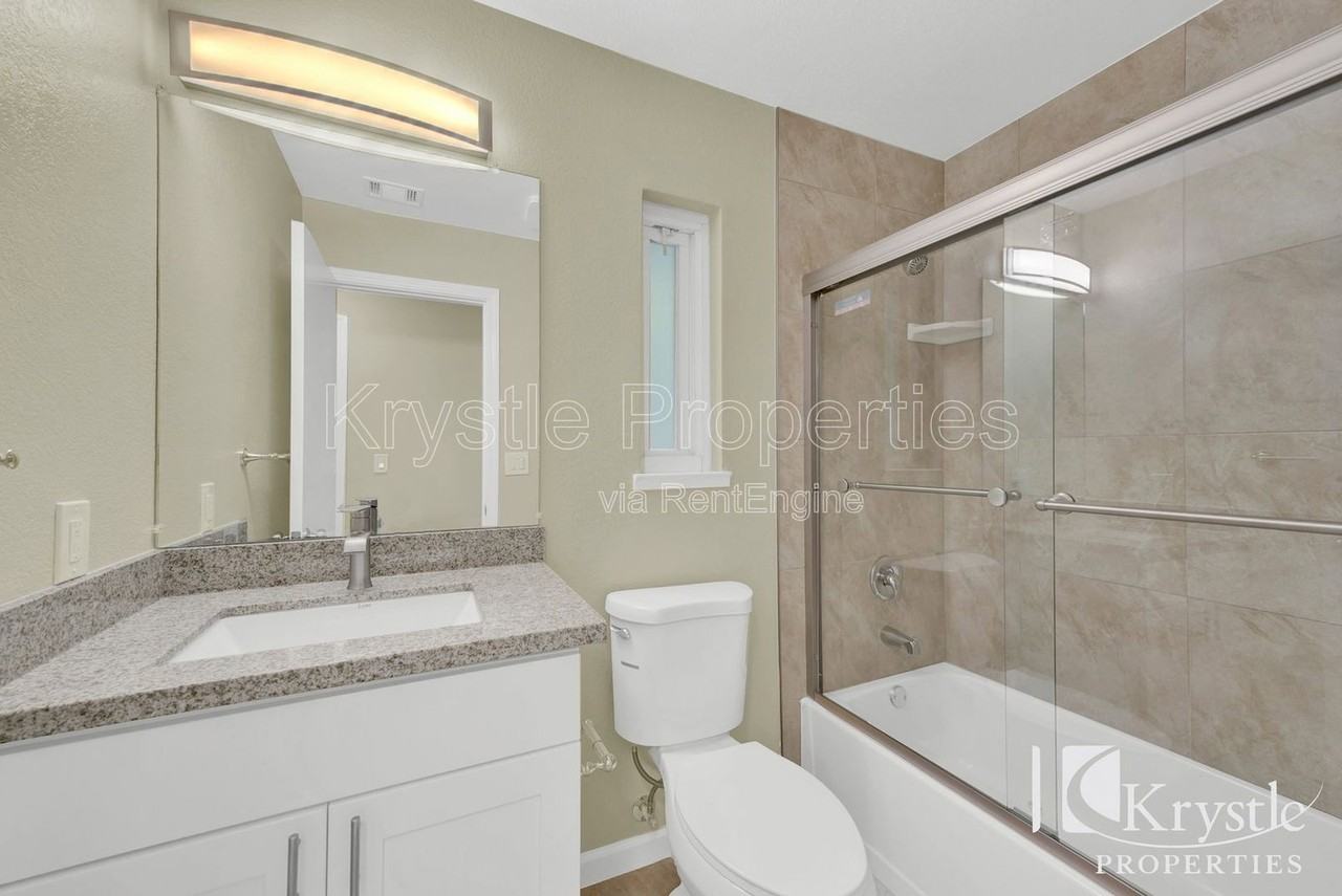 201 Nautical Ct - Photo 6 of 15