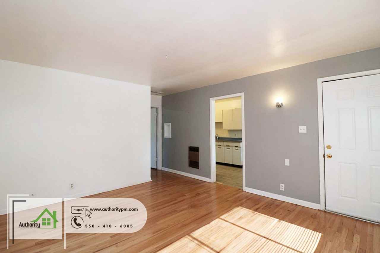 2714 Leland Ave #2714 - Photo 4 of 14