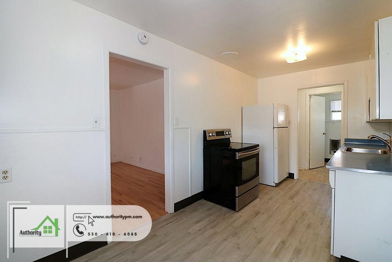2714 Leland Ave #2714 - Photo 7 of 14