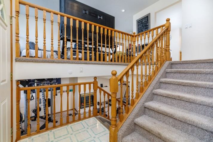 9 Parson Dr - Photo 3 of 19