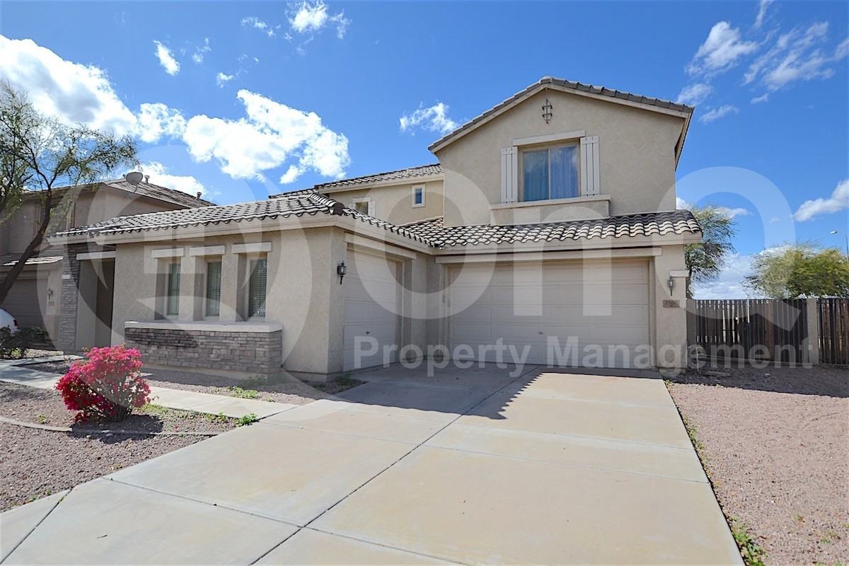2560 S Dragoon Dr - Photo 2 of 29
