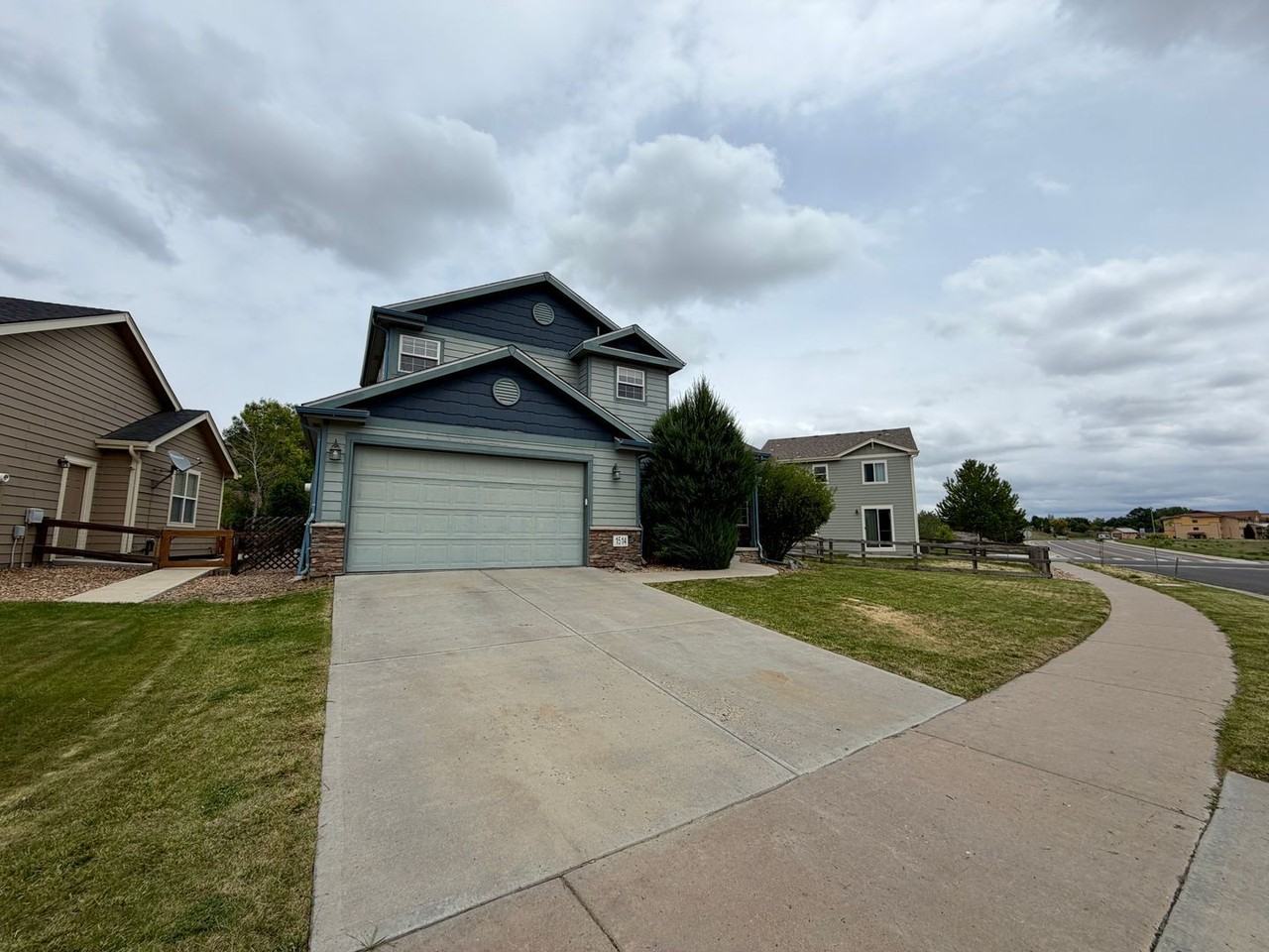 1514 61st Ave - Photo 5 of 33