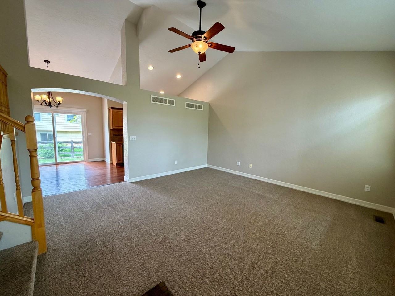 1514 61st Ave - Photo 6 of 33