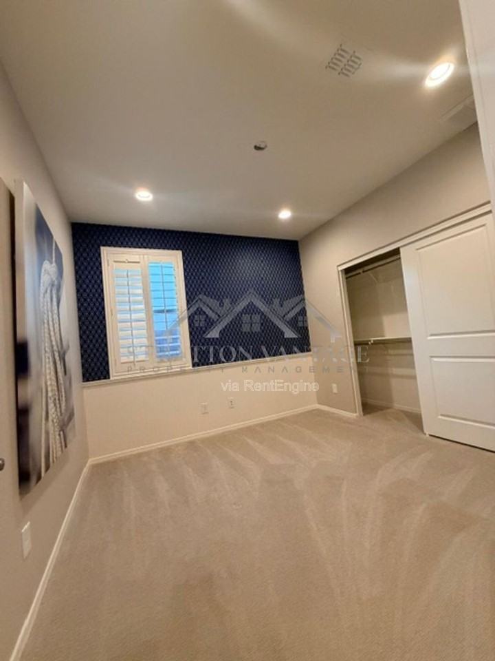 22555 S 225th Way - Photo 4 of 50