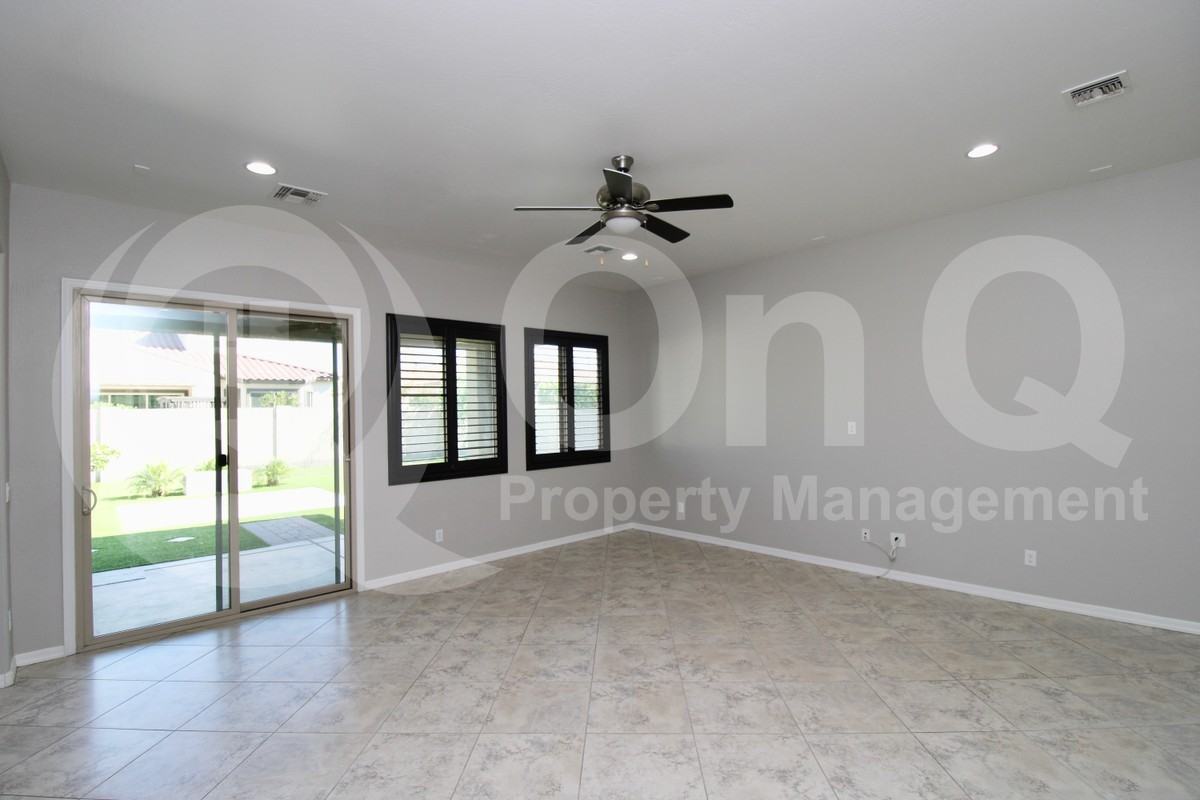 4146 E Glacier Pl - Photo 4 of 27