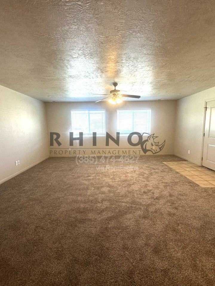 6941 S Village River Ln #I03 - Photo 4 of 12