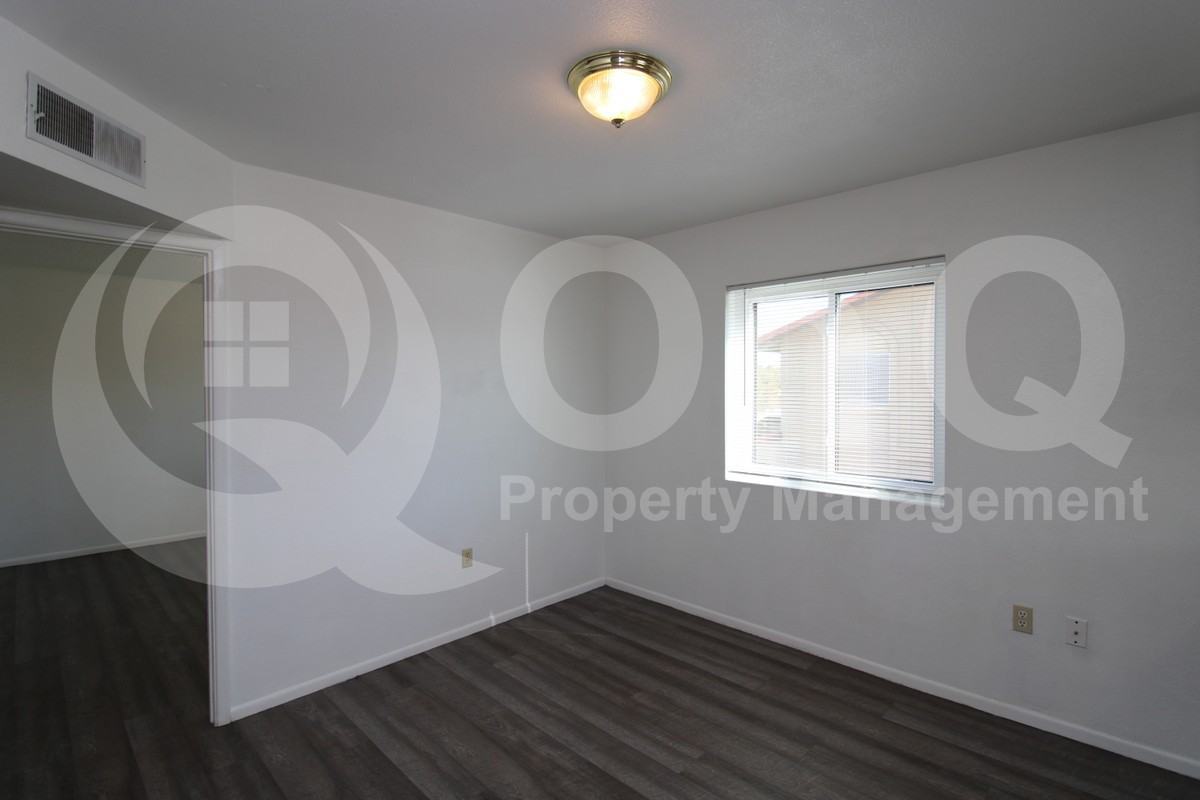 3102 E Cicero St #202 - Photo 6 of 11