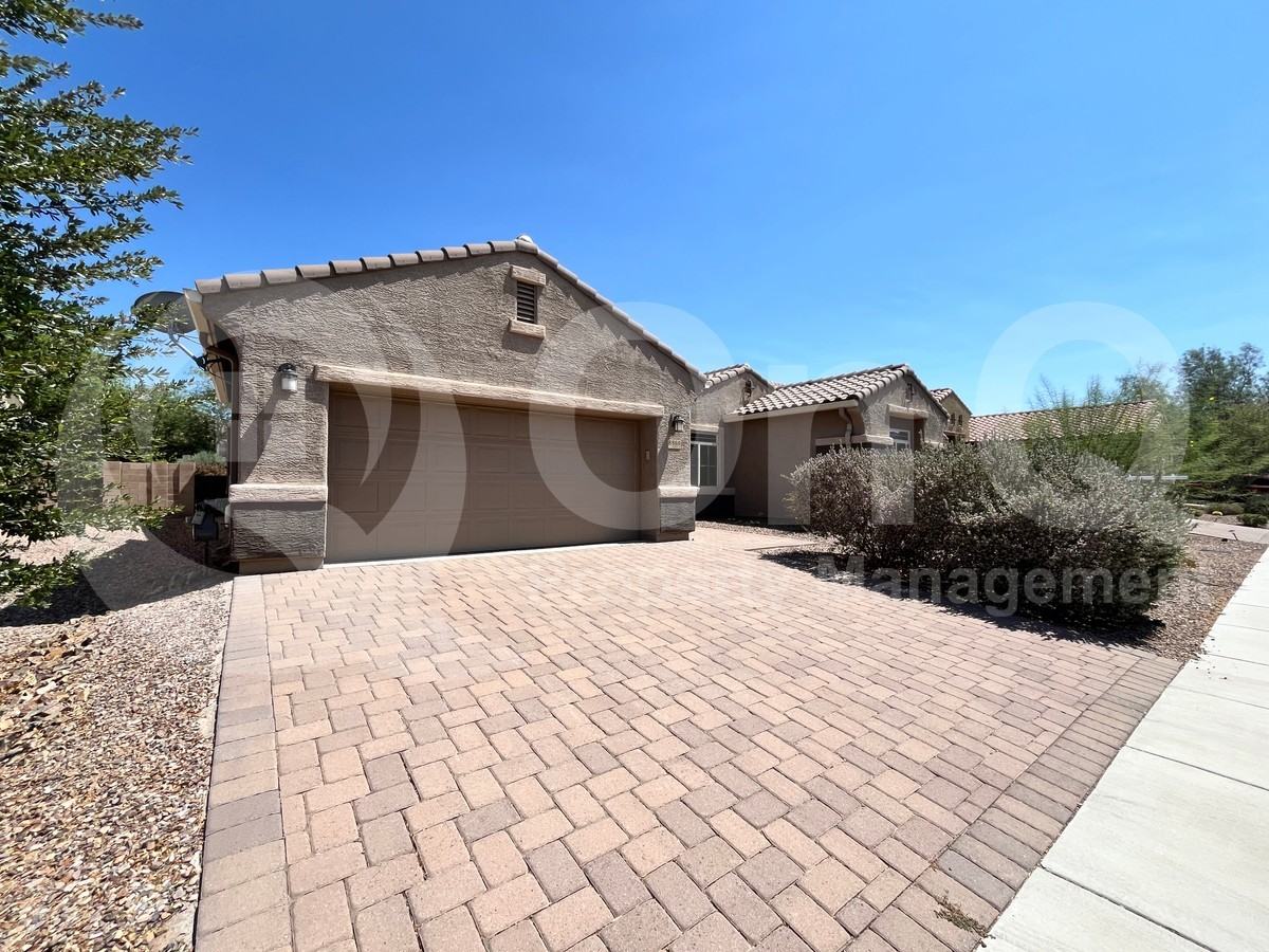 8869 W Irongate Rd - Photo 3 of 25