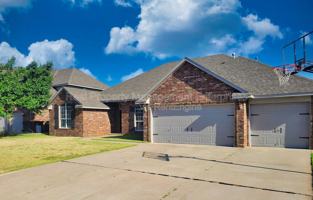 featured image of 8821 Nw 120th St
