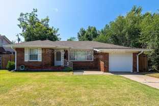 1618 Oxford Way - Photo 1 of 1