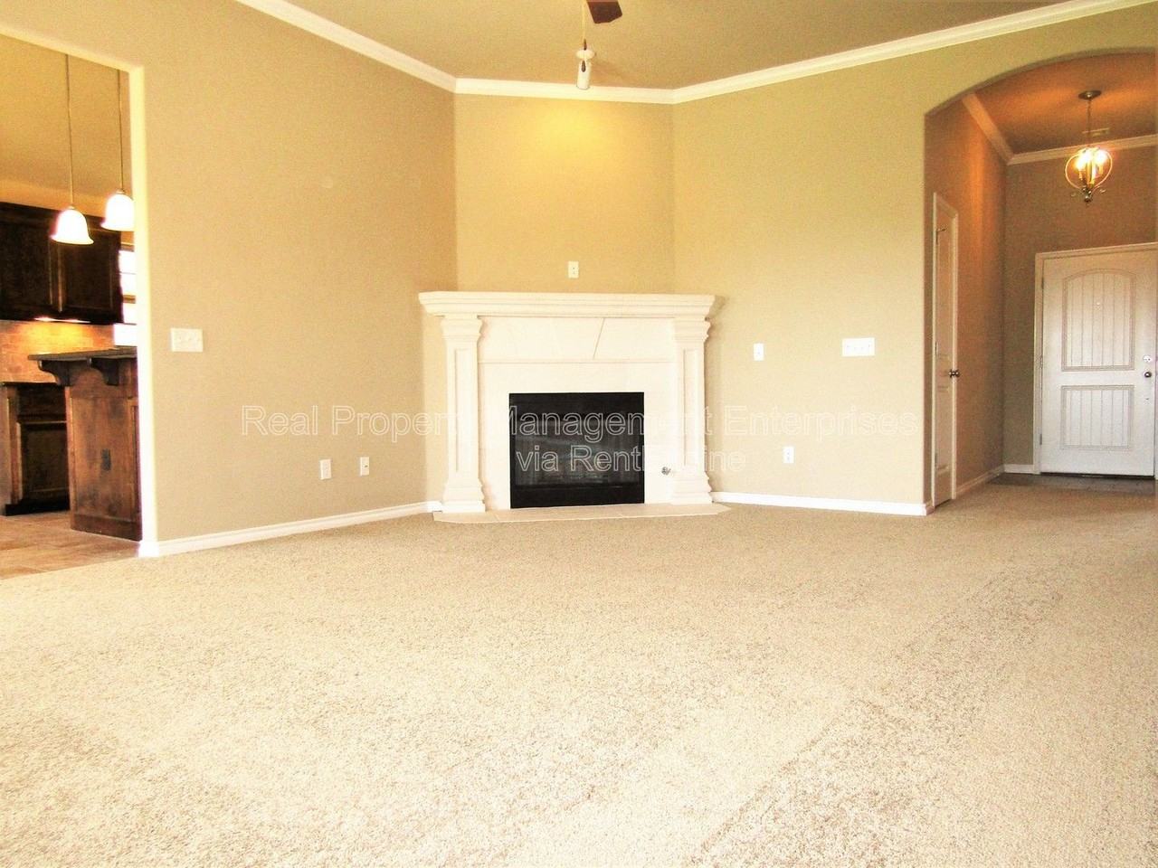 2924 Nw 181st St - Photo 6 of 16
